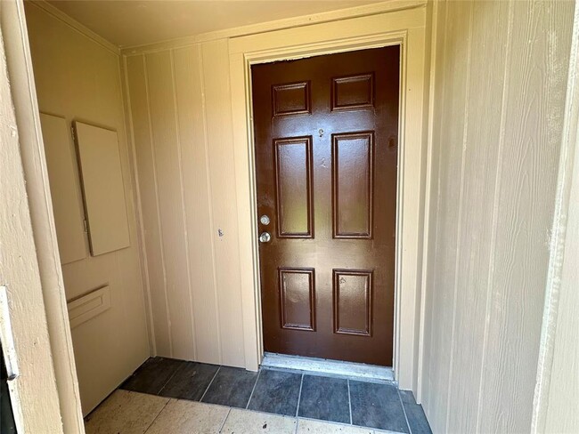 7373 Cook Rd in Houston, TX - Building Photo - Building Photo
