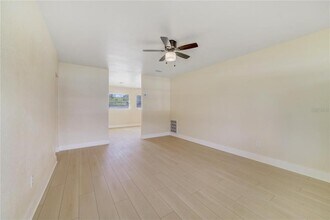 30 W Hammon Dr in Apopka, FL - Building Photo - Building Photo