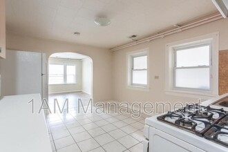 3228 N Lawndale Ave in Chicago, IL - Building Photo - Building Photo