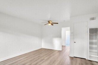 2009-13 Diamond St in San Diego, CA - Building Photo - Building Photo