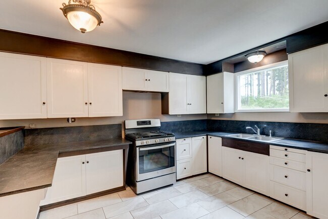 1030 NW Crosby Ave-Unit -1192 NW Crosby Ave in Oak Harbor, WA - Building Photo - Building Photo