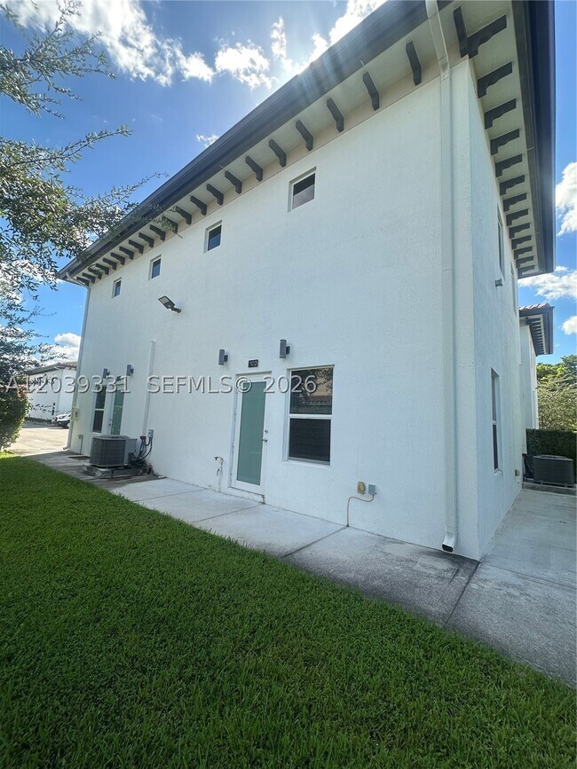 6410 SW 139th Ave