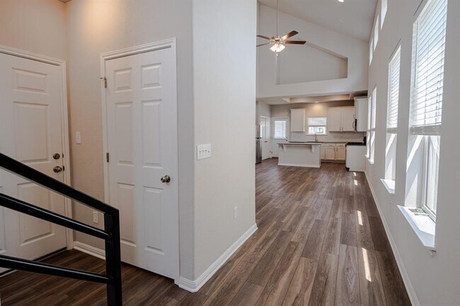 10817 Harwood Overlook Pass in Austin, TX - Building Photo - Building Photo