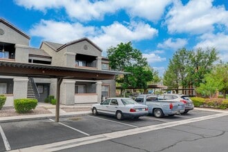 555 E Silverado Ranch Blvd in Las Vegas, NV - Building Photo - Building Photo