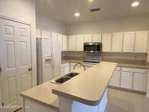 4838 Parkhurst Pl in Jacksonville, FL - Building Photo - Building Photo