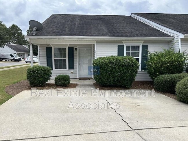 property at 1710 Summerwoods Ln