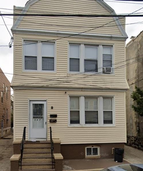 property at 385 Woodlawn Ave