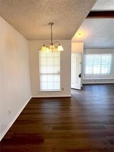 7045 Crosstimbers Ln in North Richland Hills, TX - Building Photo - Building Photo