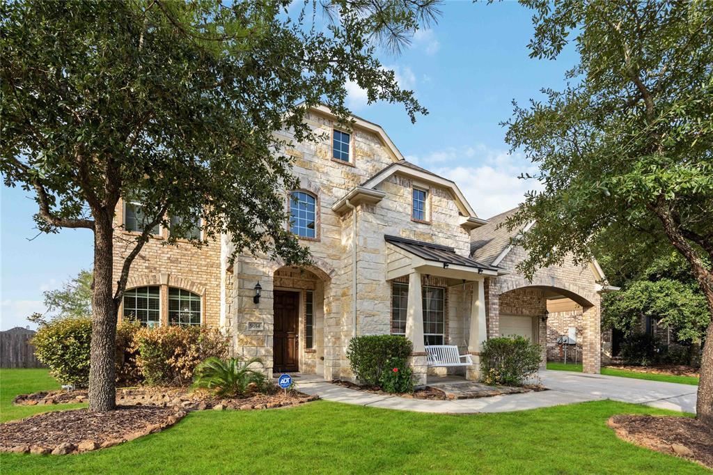 9914 Pennymill Dr in Humble, TX - Building Photo