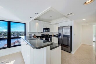4451 Gulf Shore Blvd N in Naples, FL - Building Photo - Building Photo