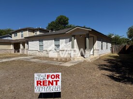 10311 Shady Meadows in San Antonio, TX - Building Photo