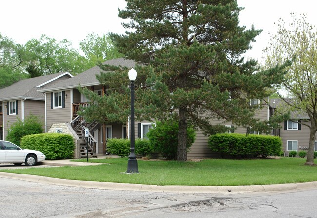 North Winds in Lawrence, KS - Foto de edificio - Building Photo