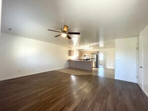7081 E Galaxy Way in Prescott Valley, AZ - Building Photo - Building Photo