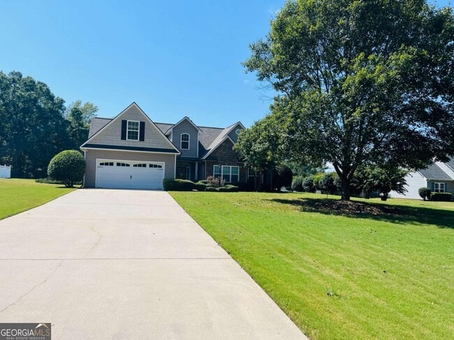 property at 55 Earl North Rd