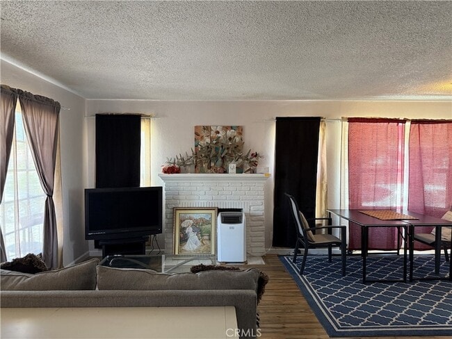 5416 Arlington Ave in Riverside, CA - Building Photo - Building Photo