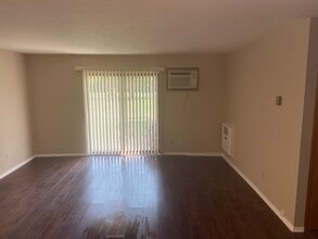 23855 David Dr, Unit 23855 David Drive in North Olmsted, OH - Building Photo - Building Photo