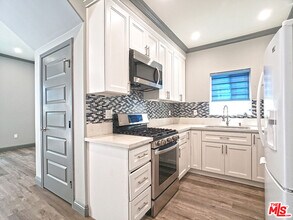 413 N Harvard Blvd in Los Angeles, CA - Building Photo - Building Photo