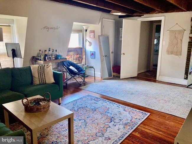 property at 928 Pine St