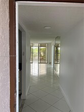 1920 Sabal Palm Dr in Davie, FL - Building Photo - Building Photo