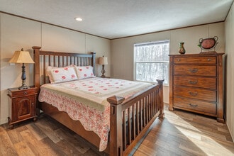 13 Garden Rd in Woodfin, NC - Building Photo - Building Photo