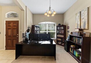12822 Lakeshore Dr in Montgomery, TX - Foto de edificio - Building Photo