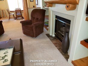 1600 Pinebrook Blvd-Unit -#I9 in Park City, UT - Building Photo - Building Photo