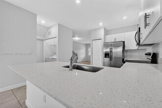 2619 SE 11th St in Homestead, FL - Building Photo - Building Photo