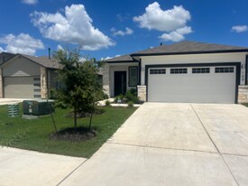 109 Scarborough Wy in San Marcos, TX - Building Photo