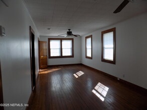 57 S Fletcher Ave in Fernandina Beach, FL - Building Photo - Building Photo