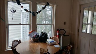 28 Brookes Ave in Burlington, VT - Building Photo