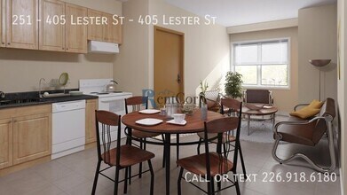 405-405 Lester St in Waterloo, ON - Building Photo - Building Photo
