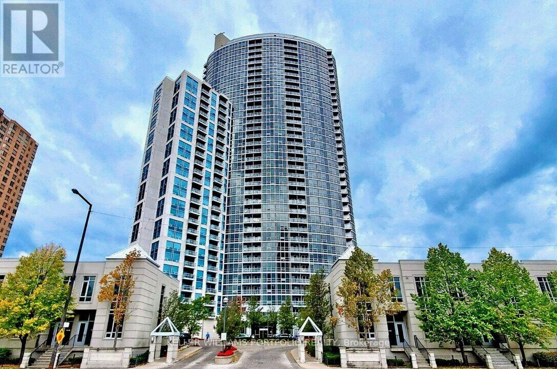 83 Borough Dr in Toronto, ON - Building Photo