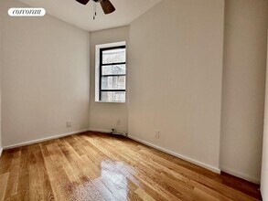410 W 36th St. in New York, NY - Building Photo - Building Photo