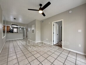 4999 Kyngs Heath Rd in Kissimmee, FL - Building Photo - Building Photo