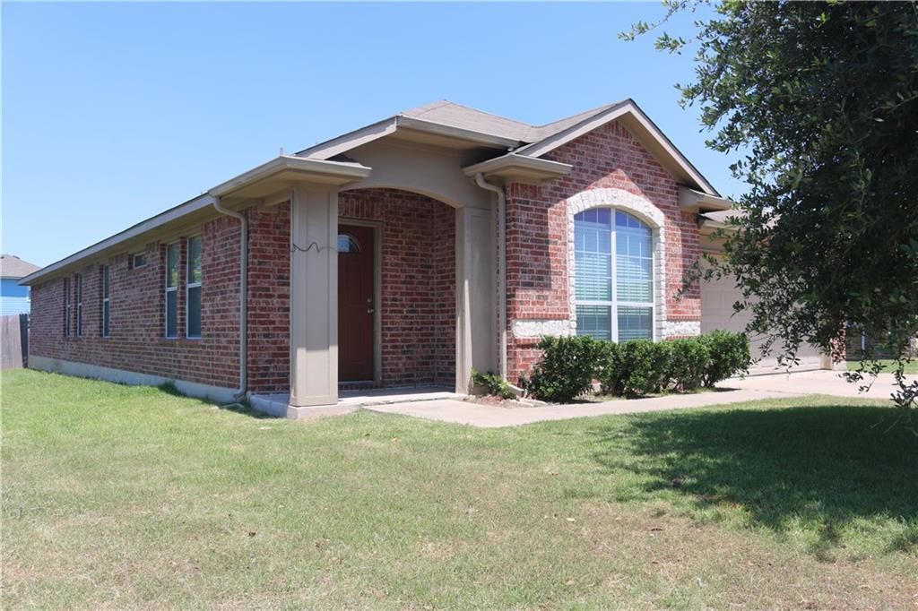 227 Kerley Dr in Hutto, TX - Building Photo