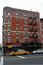 211 Avenue A in New York, NY - Building Photo - Building Photo