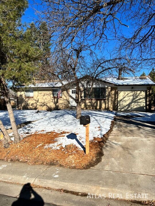 604 S Quentin St in Aurora, CO - Building Photo