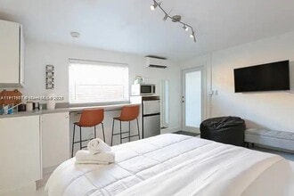 1100 NE 1st Ave. in Fort Lauderdale, FL - Building Photo - Building Photo