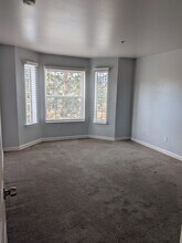 12304 W Cross Dr, Unit 201 in Littleton, CO - Building Photo - Building Photo