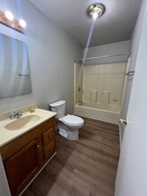 3357 Whitehall Rd in Muskegon, MI - Building Photo - Building Photo