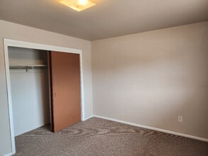 4223 Forrest Hill Rd in Colorado Springs, CO - Foto de edificio - Building Photo