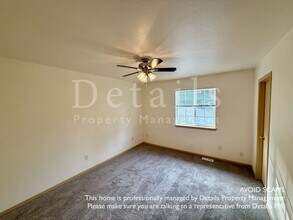 5210-5212 W Francis St in Bremerton, WA - Building Photo - Building Photo
