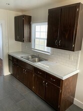 2034 Highland Ave in Los Angeles, CA - Building Photo - Building Photo