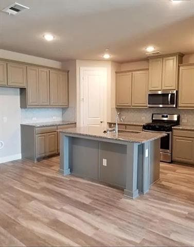 904 Estelle Dr in Euless, TX - Building Photo - Building Photo