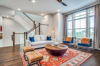 1976 Kessler Heights Ln in Dallas, TX - Building Photo - Building Photo