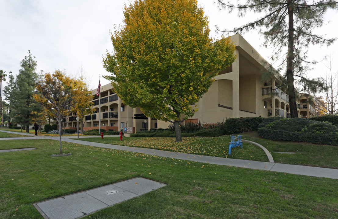 Casa de la Vista in Redlands, CA - Building Photo