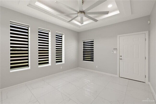 1118 Country Club Drive in Alamo, TX - Building Photo - Building Photo