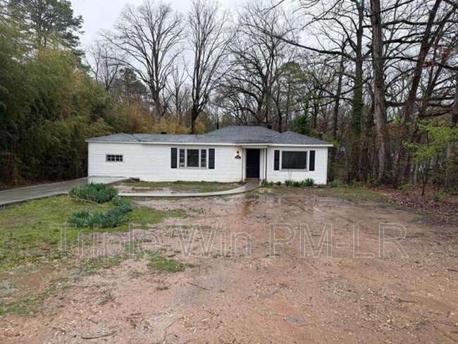 8010 Westwood Ave in Little Rock, AR - Building Photo - Building Photo