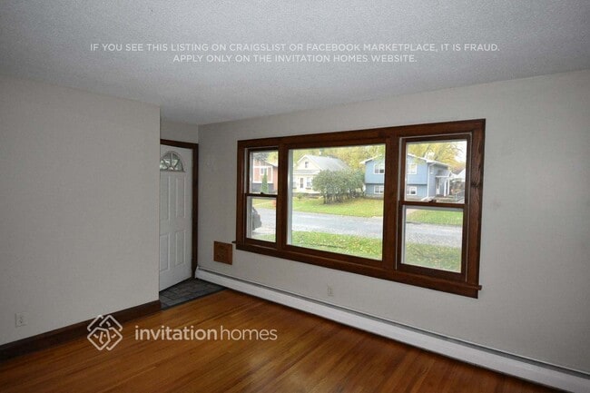 3942 Polk St NE in Minneapolis, MN - Building Photo - Building Photo