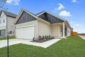 14008 Ausarina Trce in Del Valle, TX - Building Photo - Building Photo